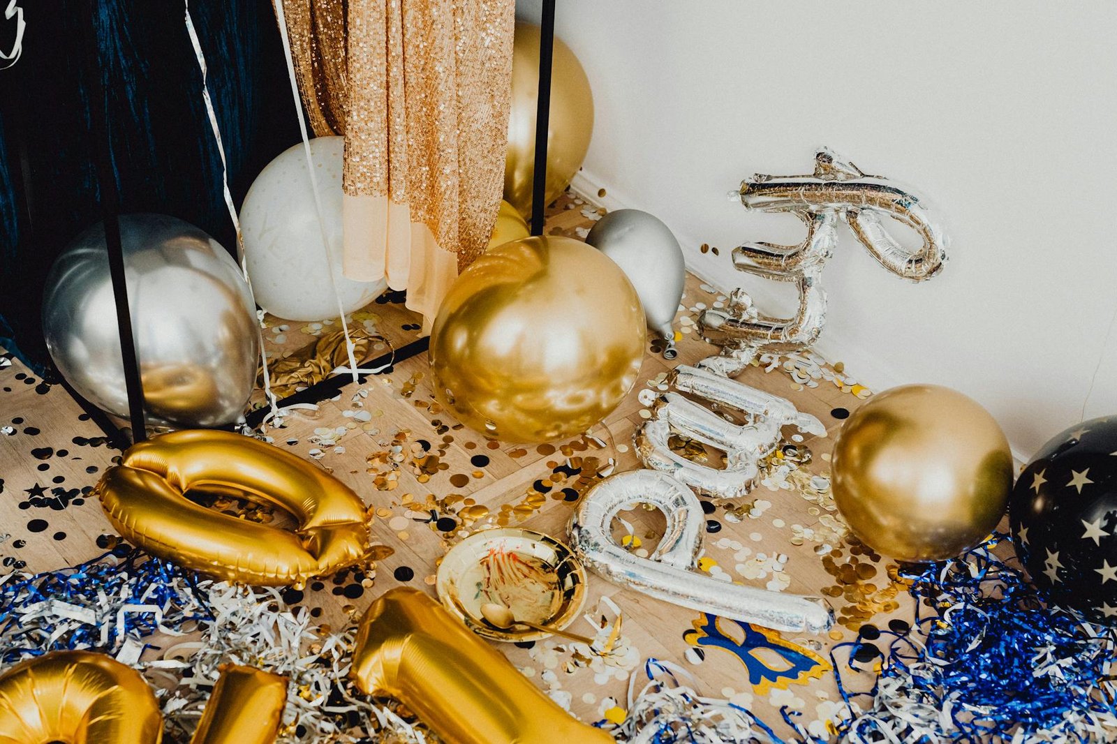"Event planning checklist: Sydney photo booth, vibrant decor, joyful guests, engaging setups indoors/outdoors."